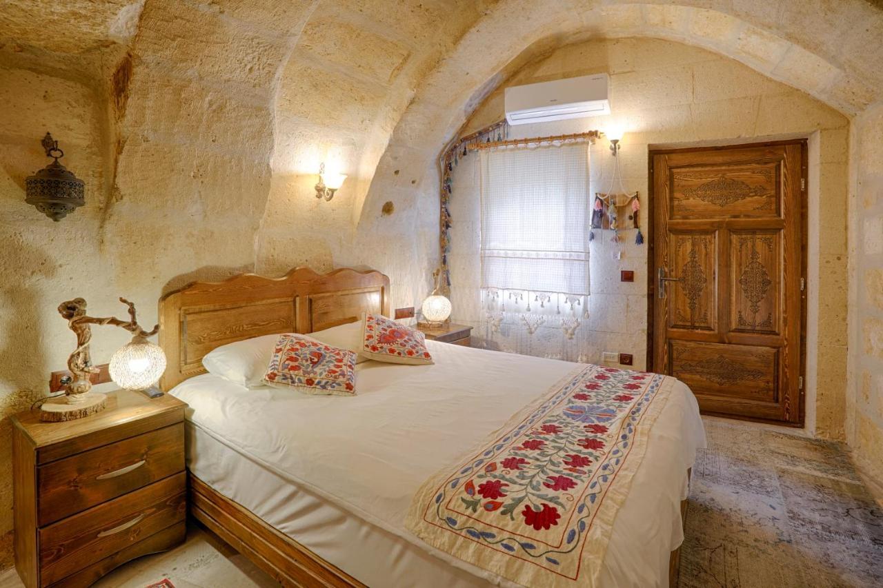 גורמה Tulip Cave Suites מראה חיצוני תמונה