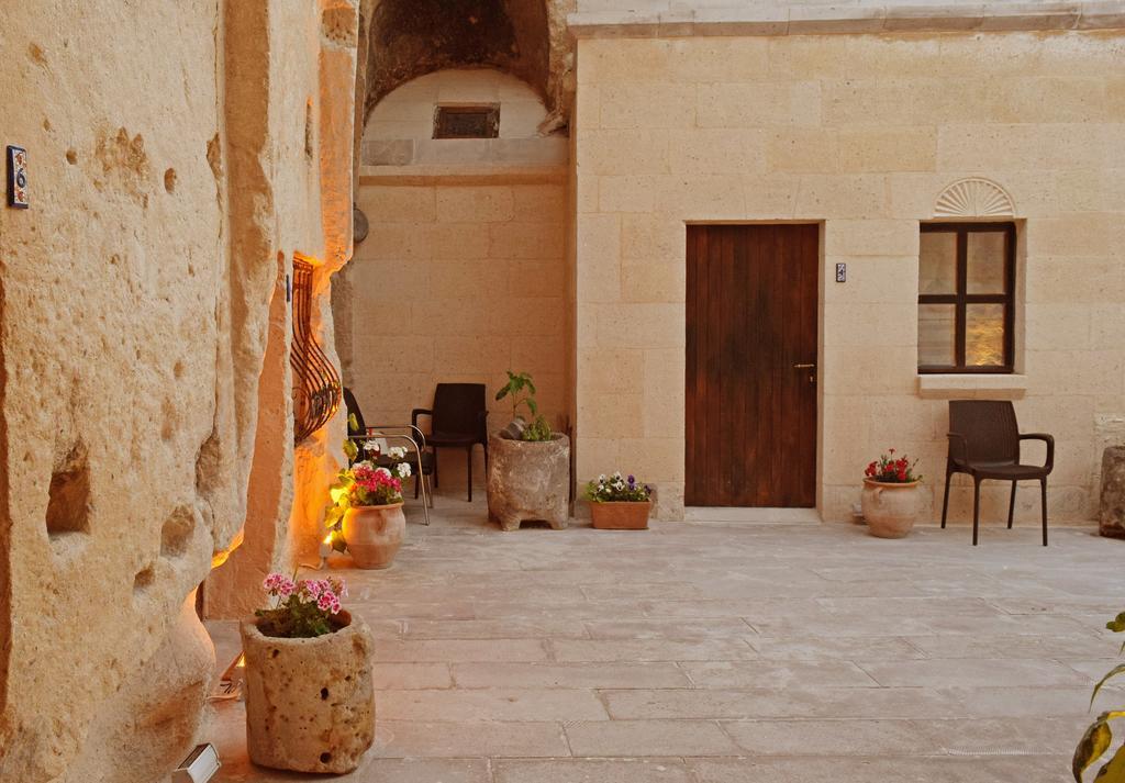 גורמה Tulip Cave Suites מראה חיצוני תמונה